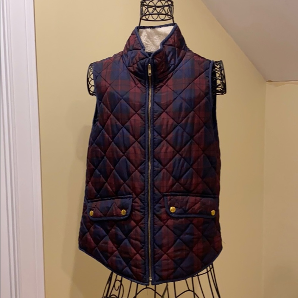 Red and navy vest